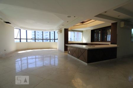 Apartamento para alugar com 550m², 4 quartos e 6 vagasSala