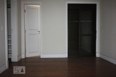 Apartamento para alugar com 550m², 4 quartos e 6 vagasSuíte 3