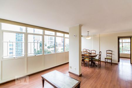 Apartamento para alugar com 104m², 2 quartos e 1 vagaSala