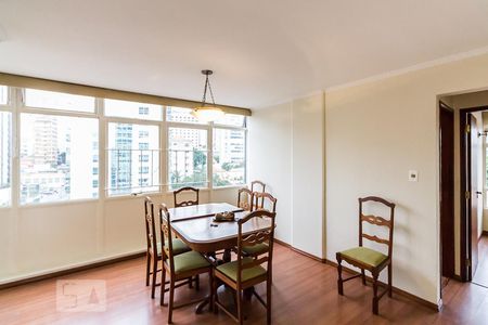 Apartamento para alugar com 104m², 2 quartos e 1 vagaSala