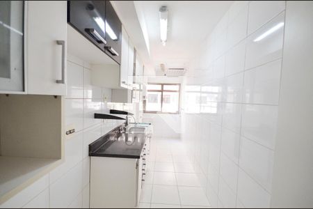 Apartamento à venda com 83m², 2 quartos e 1 vaga Apartamento à venda com 83m², 2 quartos e 1 vagaCozinha