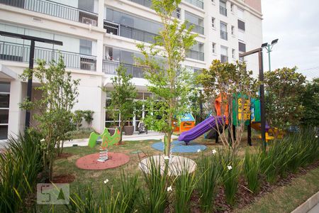 Apartamento à venda com 141m², 2 quartos e 3 vagas Apartamento à venda com 141m², 2 quartos e 3 vagasÁrea comum - Parquinho