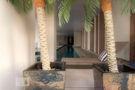 Apartamento à venda com 141m², 2 quartos e 3 vagas Apartamento à venda com 141m², 2 quartos e 3 vagasÁrea comum - Piscina Aquecida