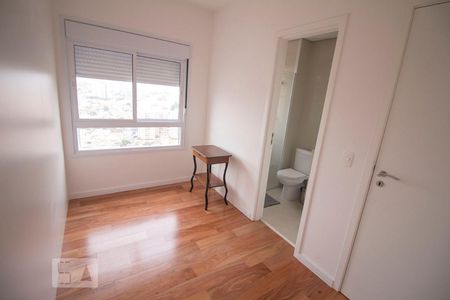Apartamento à venda com 141m², 2 quartos e 3 vagas Apartamento à venda com 141m², 2 quartos e 3 vagasCloset da suíte 1