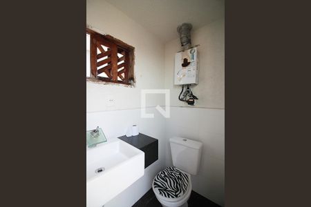 Casa para alugar com 250m², 4 quartos e 2 vagasBanheiro de serviço