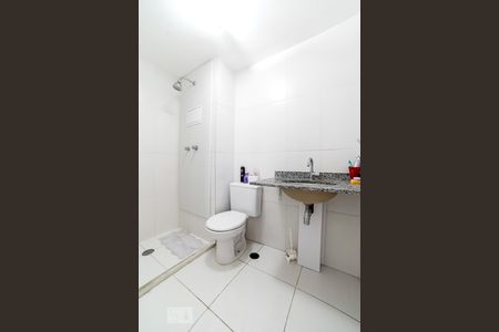 Apartamento à venda com 48m², 2 quartos e 1 vaga Apartamento à venda com 48m², 2 quartos e 1 vagaBanheiro