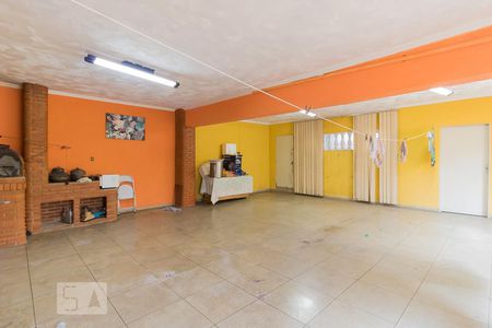 Casa à venda com 440m², 5 quartos e 8 vagas Casa à venda com 440m², 5 quartos e 8 vagasSalão