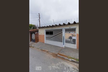 Casa à venda com 440m², 5 quartos e 8 vagas Casa à venda com 440m², 5 quartos e 8 vagasFachada