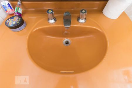 Casa à venda com 440m², 5 quartos e 8 vagas Casa à venda com 440m², 5 quartos e 8 vagasDetalhe banheiro