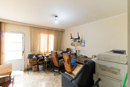 Casa à venda com 440m², 5 quartos e 8 vagas Casa à venda com 440m², 5 quartos e 8 vagasQuarto 4