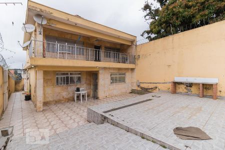 Casa à venda com 440m², 5 quartos e 8 vagas Casa à venda com 440m², 5 quartos e 8 vagasFrente