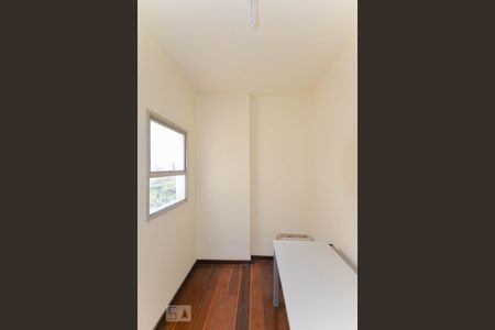 Apartamento à venda com 70m², 1 quarto e 1 vaga Apartamento à venda com 70m², 1 quarto e 1 vagaQuarto de Serviço