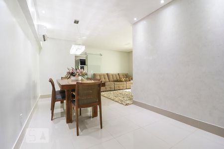 Sala de apartamento para alugar com 4 quartos, 134m² em Jardim Goiás, Goiânia