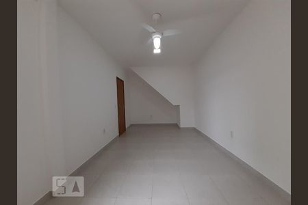 Suíte de casa para alugar com 3 quartos, 100m² em Engenho Novo, Rio de Janeiro