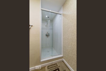 Apartamento à venda com 98m², 3 quartos e 1 vagaBanheiro - Box de vidro