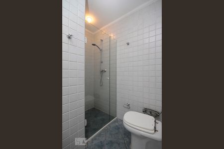 Banheiro de apartamento para alugar com 3 quartos, 100m² em Santa Cecília, São Paulo