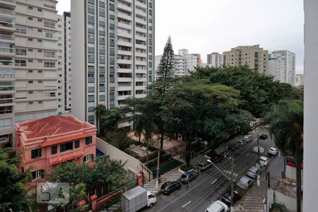 Vista de apartamento para alugar com 3 quartos, 100m² em Santa Cecília, São Paulo