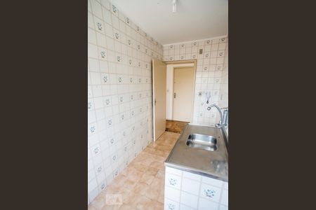 Cozinha de apartamento para alugar com 1 quarto, 67m² em Passo da Areia, Porto Alegre