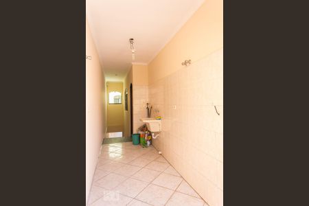 Casa à venda com 252m², 3 quartos e 6 vagas Casa à venda com 252m², 3 quartos e 6 vagasLavanderia