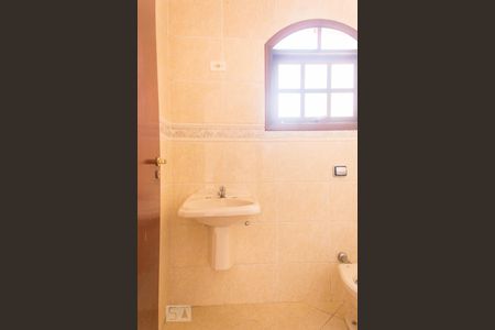 Casa à venda com 252m², 3 quartos e 6 vagas Casa à venda com 252m², 3 quartos e 6 vagasBanheiro da suíte 3