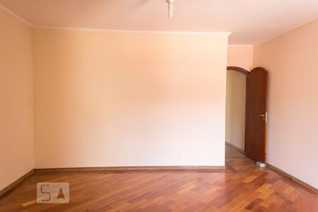 Casa à venda com 252m², 3 quartos e 6 vagas Casa à venda com 252m², 3 quartos e 6 vagasSuíte 3