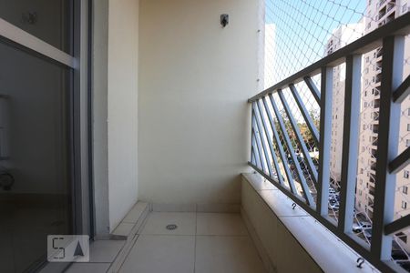 Sacada de apartamento para alugar com 3 quartos, 65m² em Continental, Osasco