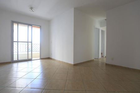 Sala de apartamento para alugar com 3 quartos, 65m² em Continental, Osasco