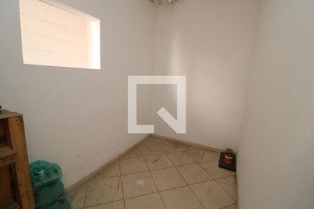Casa à venda com 160m², 3 quartos e 2 vagasQuarto de Serviço