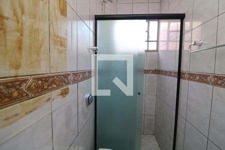 Casa à venda com 160m², 3 quartos e 2 vagasBanheiro