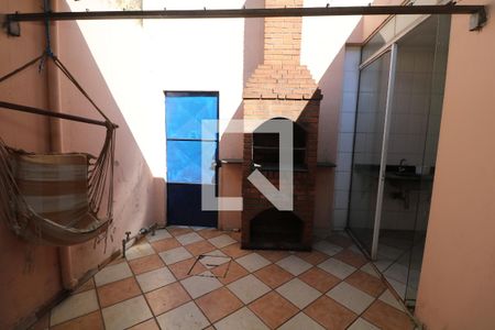 Casa à venda com 160m², 3 quartos e 2 vagasChurrasqueira