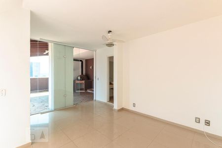Apartamento à venda com 180m², 3 quartos e 2 vagas Apartamento à venda com 180m², 3 quartos e 2 vagasSala 2