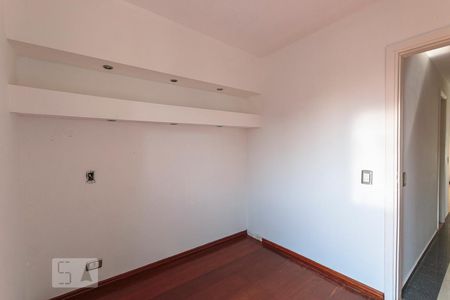 Apartamento à venda com 180m², 3 quartos e 2 vagas Apartamento à venda com 180m², 3 quartos e 2 vagasQuarto 3