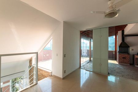 Apartamento à venda com 180m², 3 quartos e 2 vagas Apartamento à venda com 180m², 3 quartos e 2 vagasSala 2