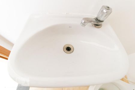 Casa de condomínio à venda com 55m², 2 quartos e 1 vaga Casa de condomínio à venda com 55m², 2 quartos e 1 vagaDetalhe lavabo