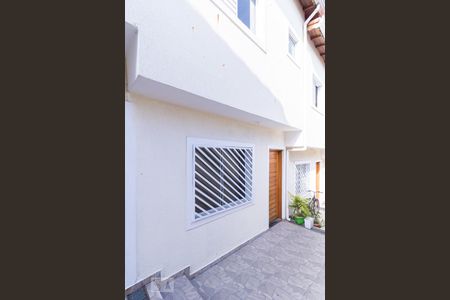 Casa de condomínio à venda com 55m², 2 quartos e 1 vaga Casa de condomínio à venda com 55m², 2 quartos e 1 vagaFrente