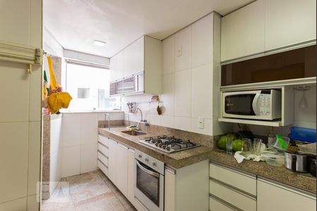 Apartamento à venda com 100m², 3 quartos e 2 vagasCozinha