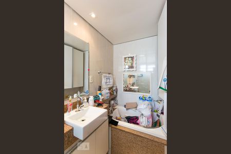 Apartamento à venda com 100m², 3 quartos e 2 vagasBanheiro Suíte