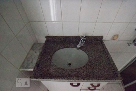 Pia de apartamento para alugar com 1 quarto, 45m² em Vila Buarque, São Paulo