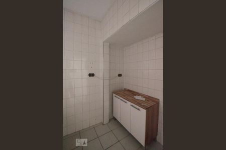 Cozinha de apartamento para alugar com 1 quarto, 45m² em Vila Buarque, São Paulo