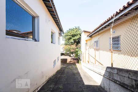 Casa à venda com 160m², 3 quartos e 8 vagasCorredor lateral