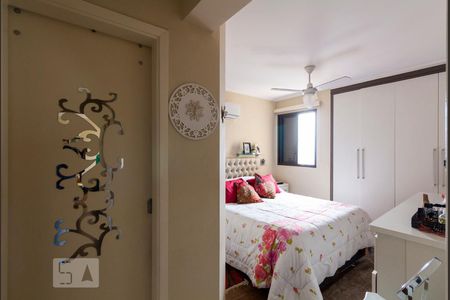 Apartamento à venda com 167m², 4 quartos e 3 vagasQuarto 3 - Suíte