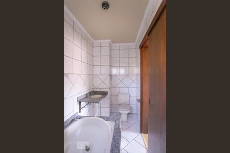 Casa à venda com 209m², 4 quartos e 3 vagasBanheiro da Suíte