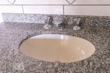 Casa à venda com 209m², 4 quartos e 3 vagasBanheiro - Torneira