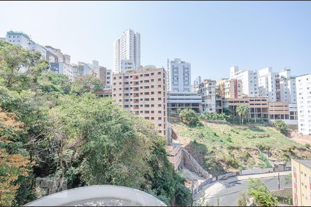Apartamento para alugar com 65m², 2 quartos e 2 vagas