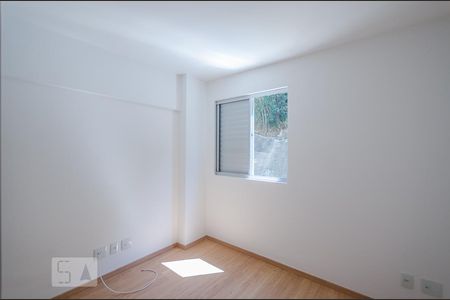Apartamento para alugar com 65m², 2 quartos e 2 vagas Apartamento para alugar com 65m², 2 quartos e 2 vagasQuarto 2