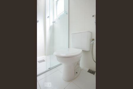 Apartamento para alugar com 65m², 2 quartos e 2 vagas Apartamento para alugar com 65m², 2 quartos e 2 vagasBanheiro da Suíte