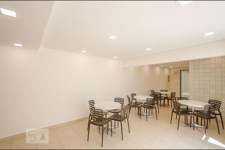Apartamento para alugar com 65m², 2 quartos e 2 vagas Apartamento para alugar com 65m², 2 quartos e 2 vagasSalão de Festas