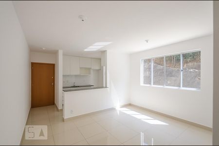 Sala de apartamento para alugar com 2 quartos, 65m² em Buritis, Belo Horizonte