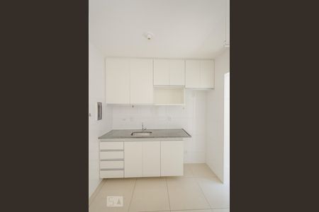 Cozinha de apartamento para alugar com 2 quartos, 65m² em Buritis, Belo Horizonte