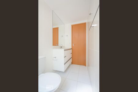 Apartamento para alugar com 65m², 2 quartos e 2 vagas Apartamento para alugar com 65m², 2 quartos e 2 vagasBanheiro Social